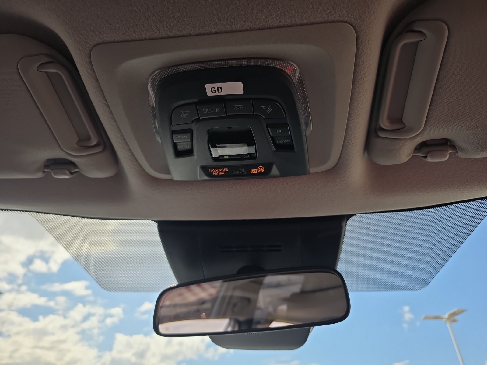 New 2026 Toyota Corolla Cross LE w/ Moonroof Package FWD image 19