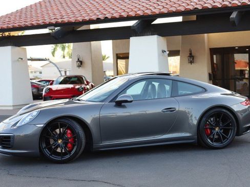 Used 2017 Porsche 911 Carrera 4S AWD/4WD image 5