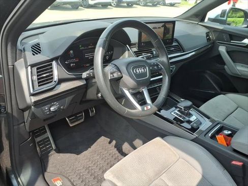 Certified 2022 Audi SQ5 Premium Plus w/ Premium Plus Package AWD/4WD image 26