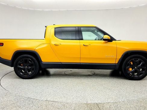 Used 2022 Rivian R1T Adventure AWD/4WD image 4