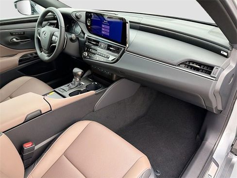New 2025 Lexus ES 350 w/ Premium Package image 14