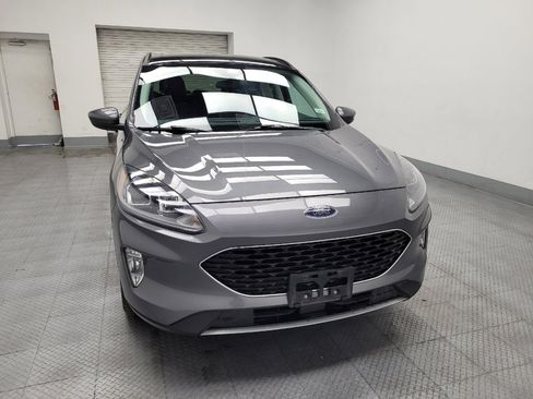 Used 2022 Ford Escape SEL w/ Technology Package image 13