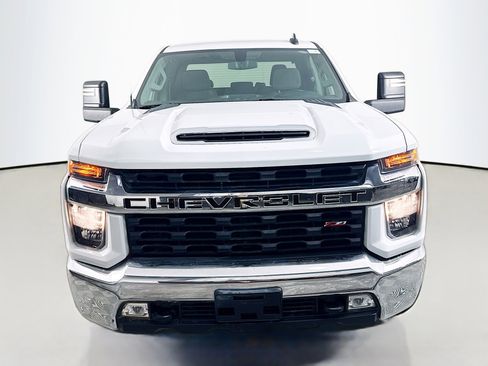 Used 2023 Chevrolet Silverado 2500 LT w/ Convenience Package image 2