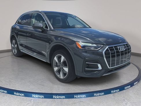 Used 2023 Audi Q5 Premium w/ Convenience Package AWD/4WD image 5