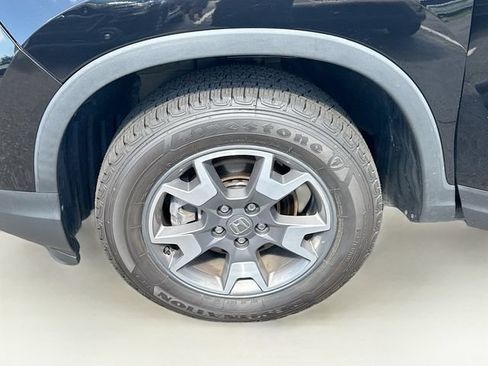 Used 2023 Honda Passport TrailSport image 36