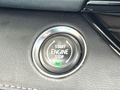 Used 2025 Buick Enclave Sport Touring FWD image 34