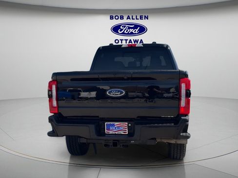 Used 2023 Ford F250 XLT w/ XLT Premium Package image 4