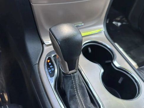 Used 2017 Jeep Grand Cherokee Limited w/ Luxury Group II RWD image 26