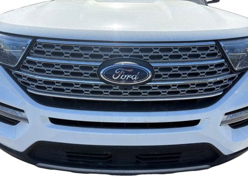 Used 2023 Ford Explorer Limited w/ Limited Technology Package AWD/4WD image 19