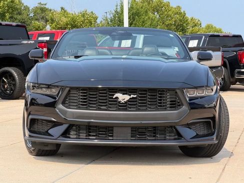 Used 2025 Ford Mustang Premium RWD image 2