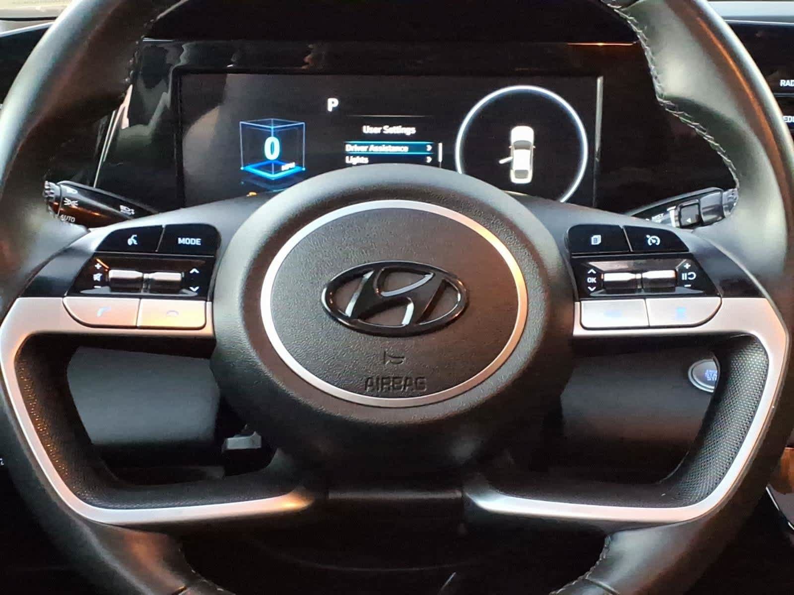 Used 2022 Hyundai Elantra SEL w/ Convenience + Premium Package FWD image 16