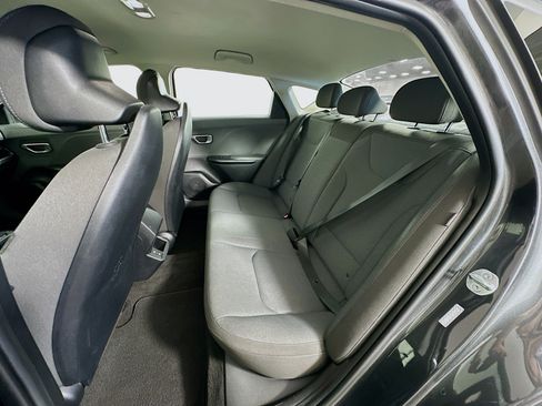 Used 2025 Kia K4 FWD image 25