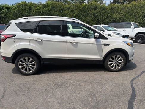 Used 2018 Ford Escape Titanium w/ Ford Safe & Smart Package AWD/4WD image 8