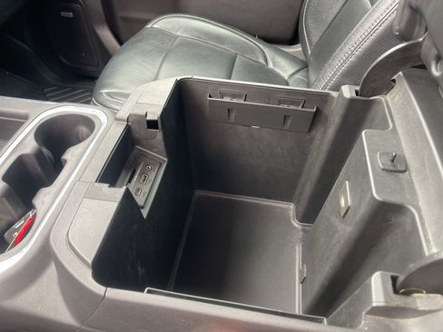 Used 2020 Chevrolet Silverado 1500 RST image 35