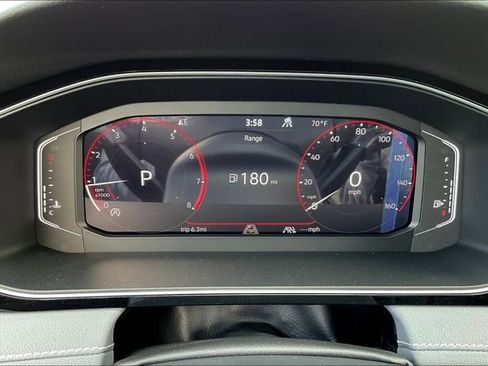 New 2025 Volkswagen Jetta SEL FWD image 21