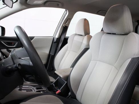 Used 2021 Subaru Forester image 11