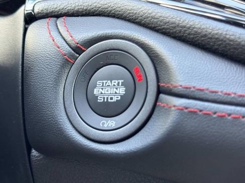 Used 2024 Dodge Durango GT RWD image 33