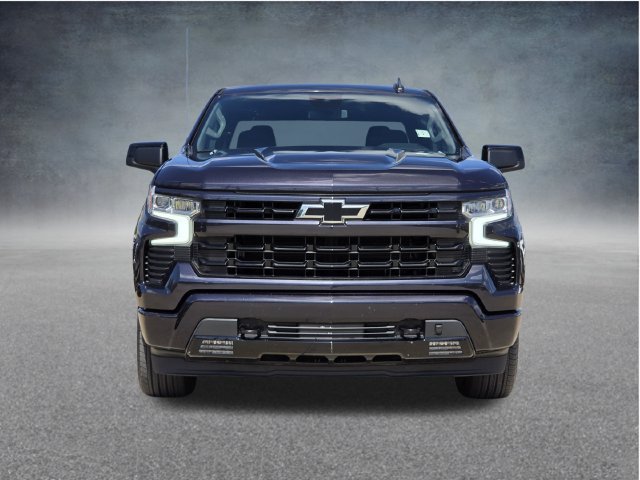 Used 2023 Chevrolet Silverado 1500 RST RWD image 2