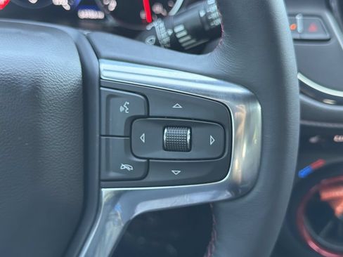Used 2022 Chevrolet Blazer RS w/ Enhanced Convenience Package AWD/4WD image 9