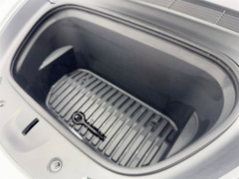 Used 2021 Tesla Model Y Performance image 72