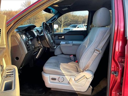 Used 2014 Ford F150 XLT w/ XLT Chrome Package image 21