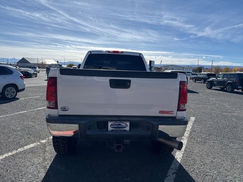 Used 2011 GMC Sierra 2500 SLE w/ SLE Preferred Package image 6