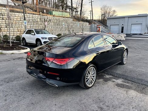 Used 2023 Mercedes-Benz CLA 250 4MATIC image 5