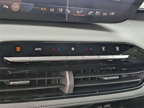 New 2026 Buick Enclave Avenir w/ Super Cruise Package image 13