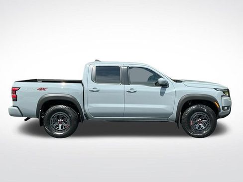 New 2026 Nissan Frontier PRO-4X w/ Tow Package AWD/4WD image 8