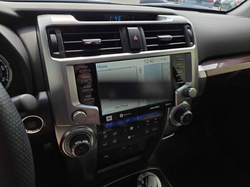 Used 2024 Toyota 4Runner Limited AWD/4WD image 27