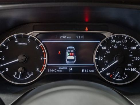 Used 2023 Nissan Rogue S FWD image 13