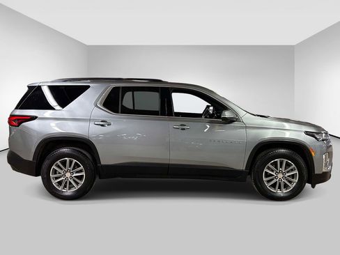 Used 2023 Chevrolet Traverse LT AWD/4WD image 6