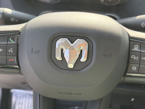 Used 2025 RAM ProMaster 2500 image 23