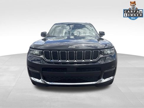 Used 2023 Jeep Grand Cherokee L Limited AWD/4WD image 9