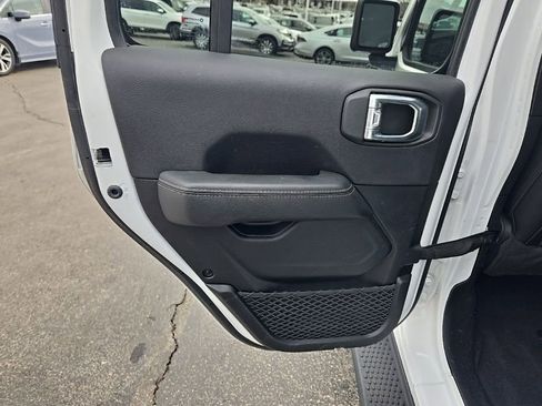 Used 2023 Jeep Wrangler Unlimited Sahara w/ Cold Weather Group image 24