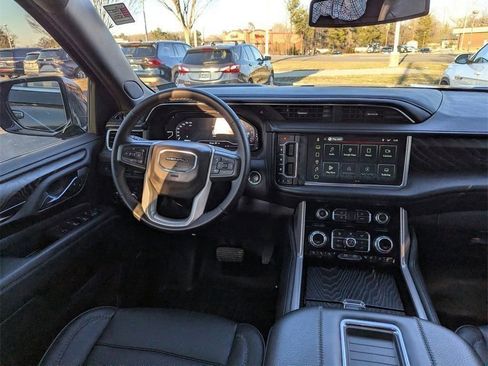 Used 2023 GMC Yukon Denali w/ LPO, Floor Liner Package image 11