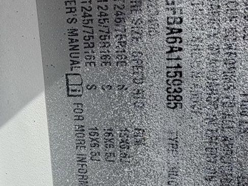 Used 2010 Chevrolet Express 2500 image 11