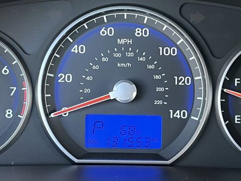 Used 2012 Hyundai Santa Fe SE image 26