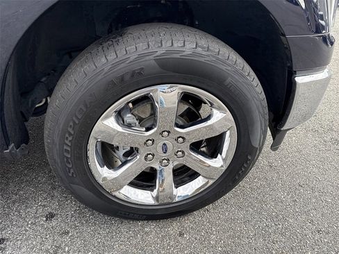 Used 2023 Ford F150 Lariat w/ Equipment Group 502A High image 13