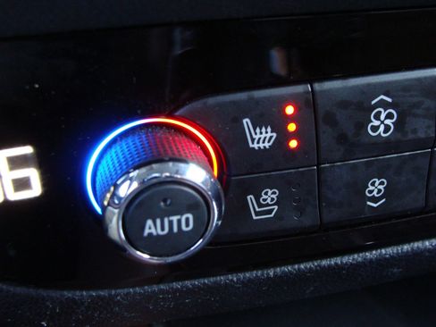 Used 2018 Buick Enclave Avenir w/ Avenir Technology Package image 29