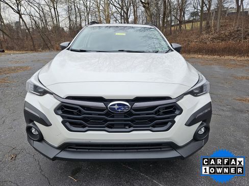 Certified 2024 Subaru Crosstrek 2.5i Limited image 2