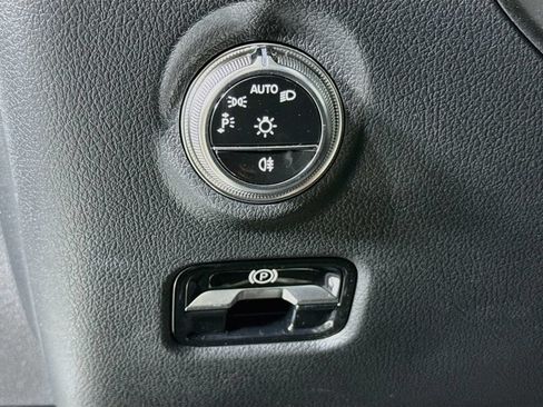 Used 2026 Mercedes-Benz C 300 4MATIC Sedan image 10