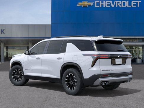 New 2026 Chevrolet Traverse Z71 w/ Enhanced Driving Package AWD/4WD image 3