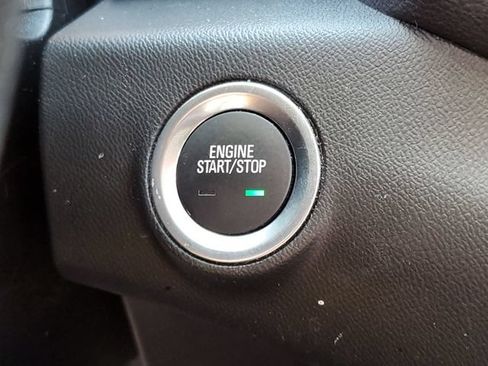 Certified 2024 GMC Terrain SLE w/ Driver Convenience Package FWD image 16