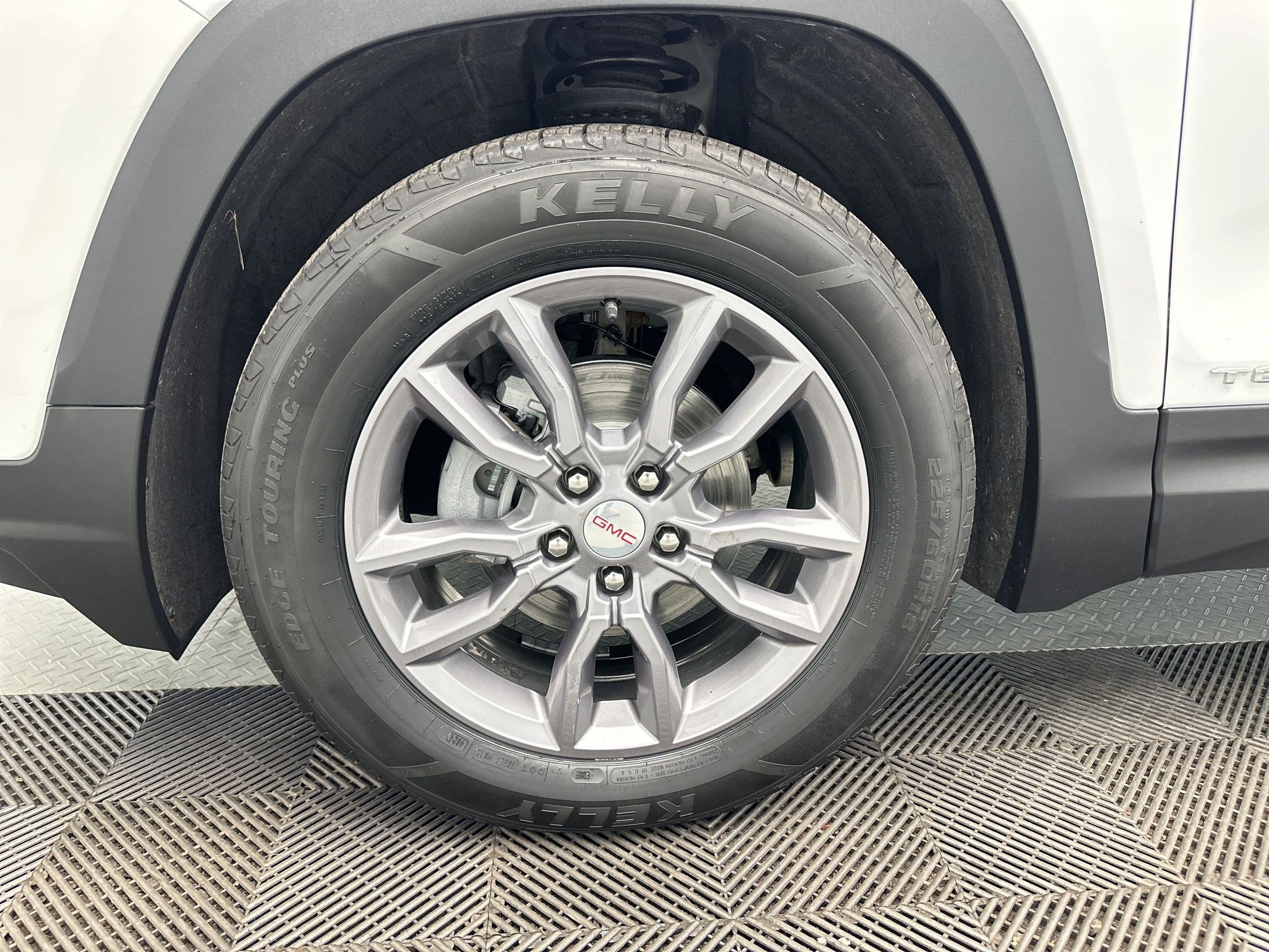 Certified 2024 GMC Terrain SLT AWD/4WD image 12