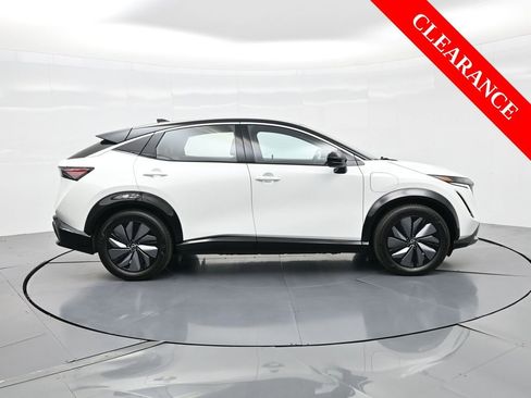 Used 2024 Nissan Ariya ENGAGE image 5