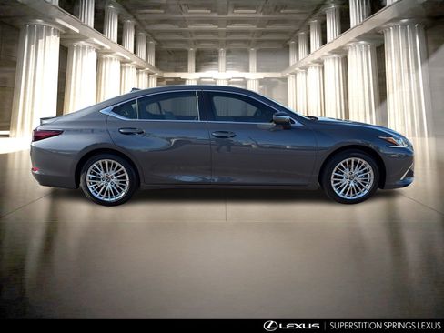 Certified 2025 Lexus ES 350 w/ Premium Package image 4