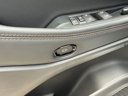 New 2026 Jeep Cherokee Limited AWD/4WD image 18