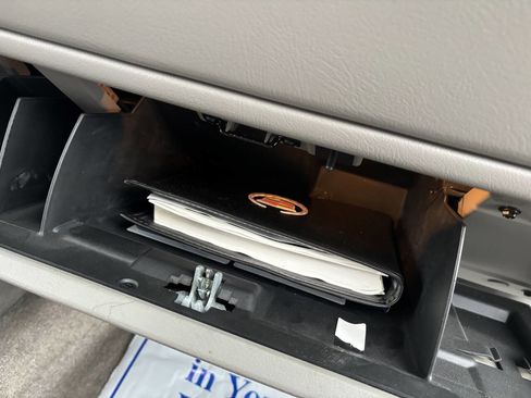 Used 2003 Cadillac Escalade EXT image 18