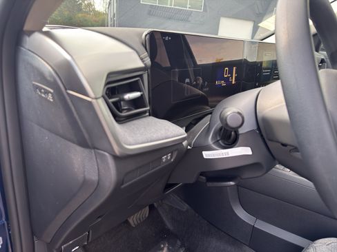 New 2026 Nissan Kicks SV w/ SV Premium Package image 14